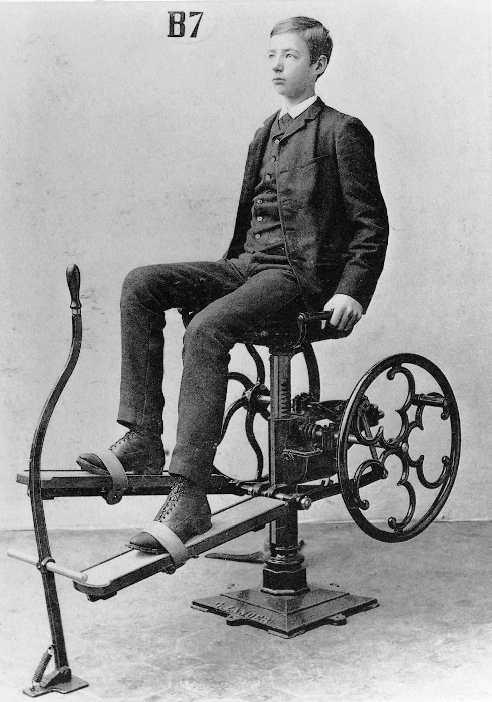 T006 cover — a boy on a Zander mechanotherapy apparatus, 1892